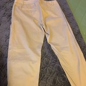 Classic chinos! Hardly worn great condition. Excellent quality brand.
